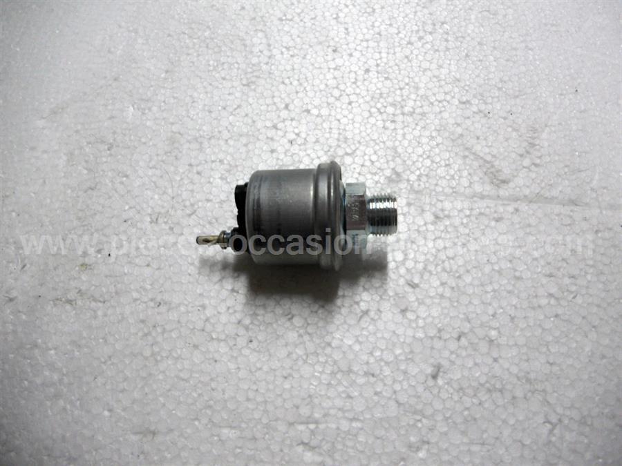 Transmetteur de pression d'huile Porsche 911 et 959 - NEUF